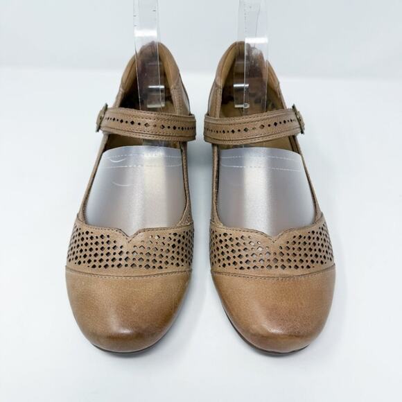 Taos Tan Leather Esteem Mary Janes Women's Sz 10 Cushioned Insole w Arch Support - Picture 2 of 10